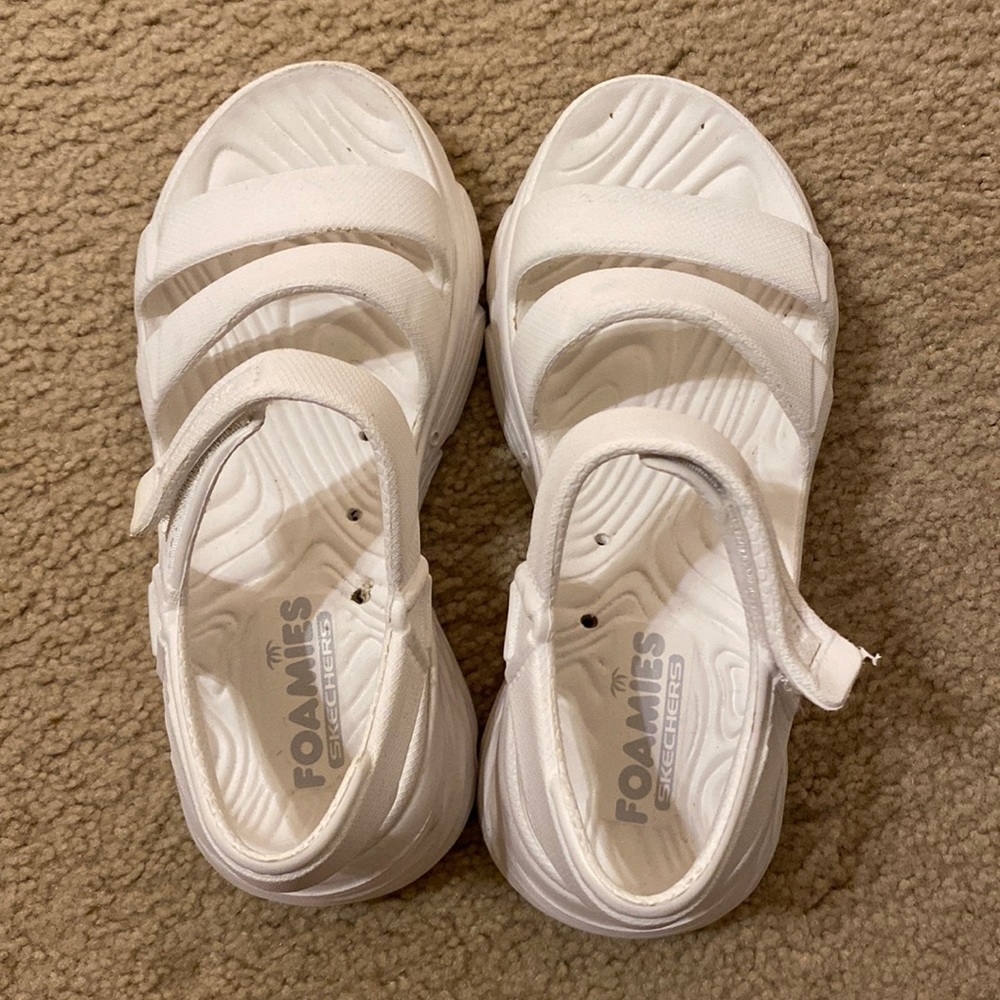Sketcher White Foamies Sandal.